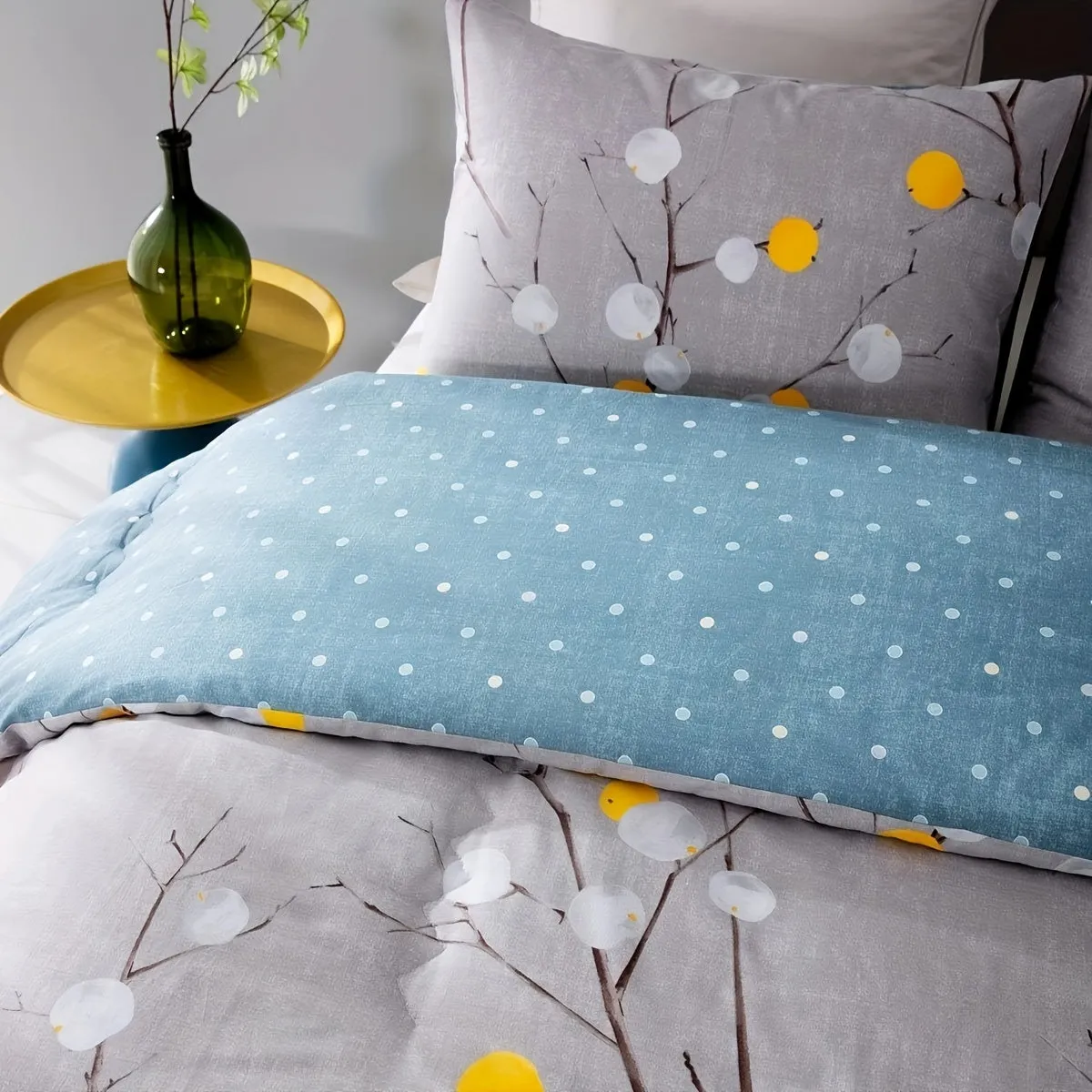 600 Thread Count SLEEPBELLA Luxury Duvet Cover - Soft Grey Branch Pattern with Yellow Turquoise Polka Dots, Reversible Comforter Cover with Green Reverse Side, Breathable, Hypoallergenic, and Machine Washable