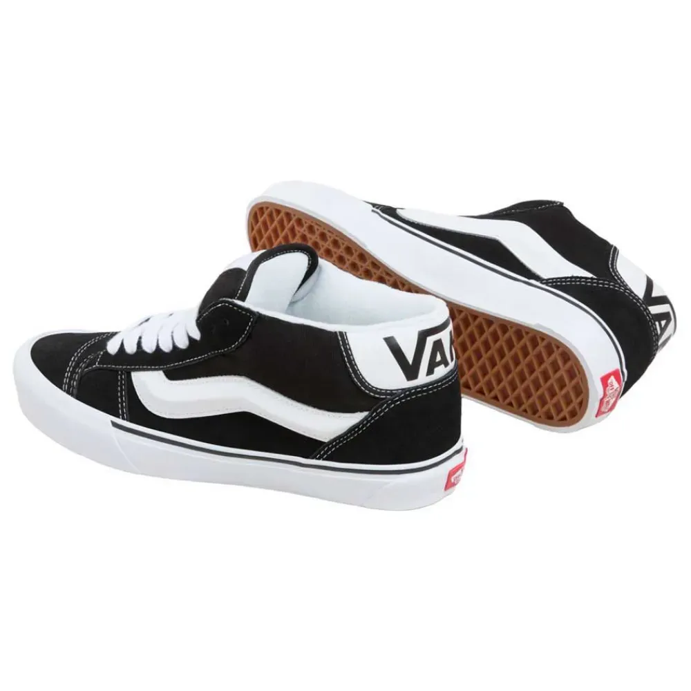 Knu Mid Black/True White